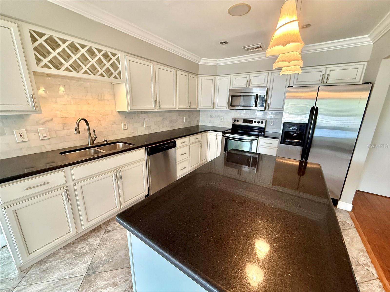 Image 7 of 42 For 1312 Belgrade Avenue