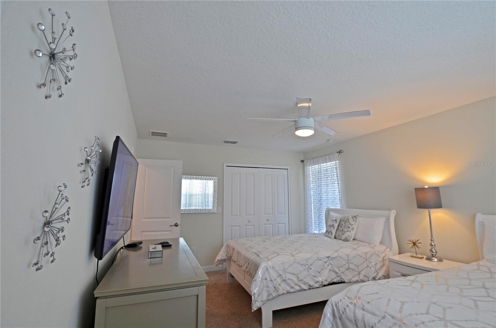 Image 34 of 58 For 4779 Kings Castle Circle