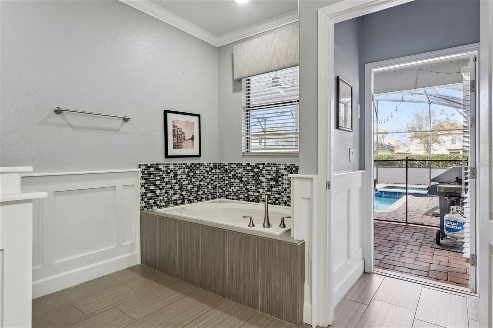 Image 30 of 83 For 1414 Moon Valley Drive