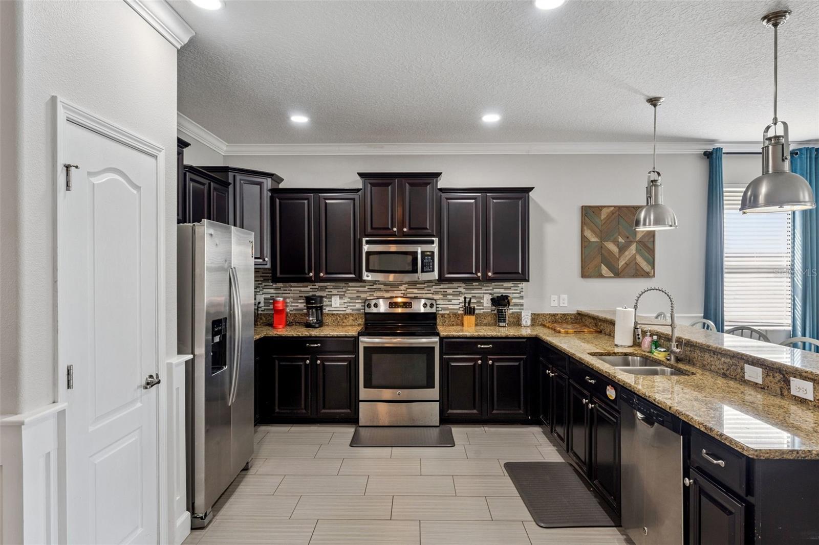 Image 9 of 83 For 1414 Moon Valley Drive