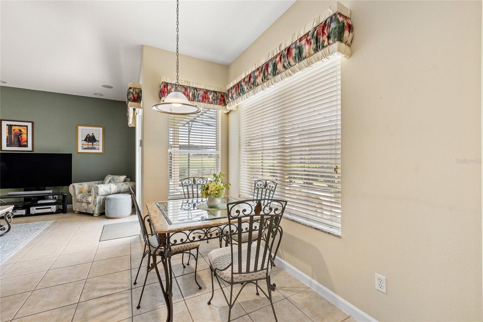 Image 20 of 63 For 540 Prestwick Drive