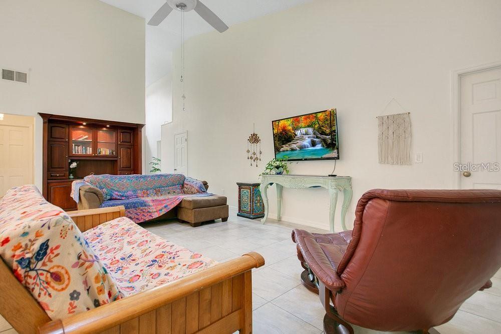 Image 2 of 32 For 3411 Windy Wood Drive