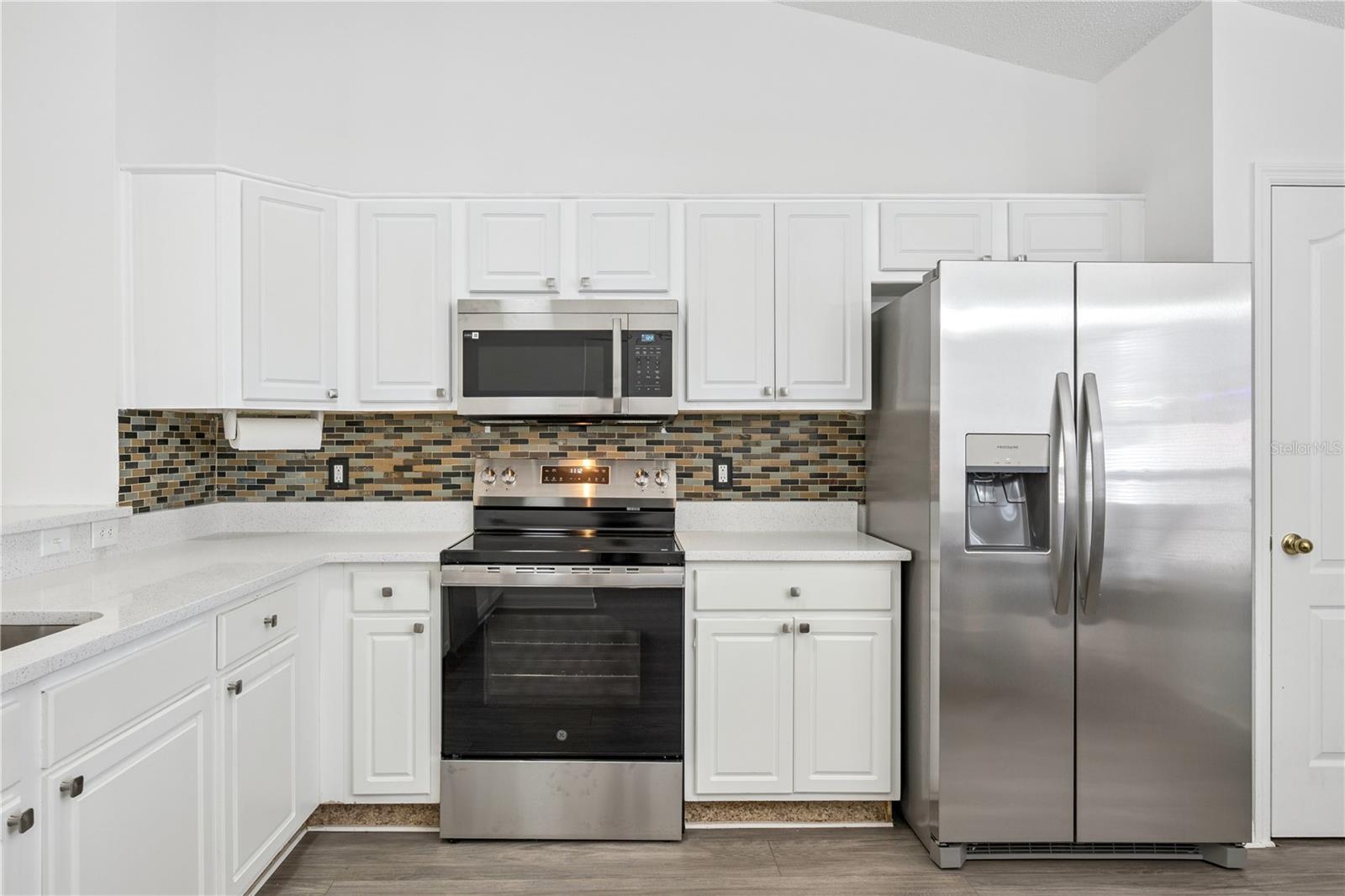 Image 13 of 36 For 1703 Sail Court