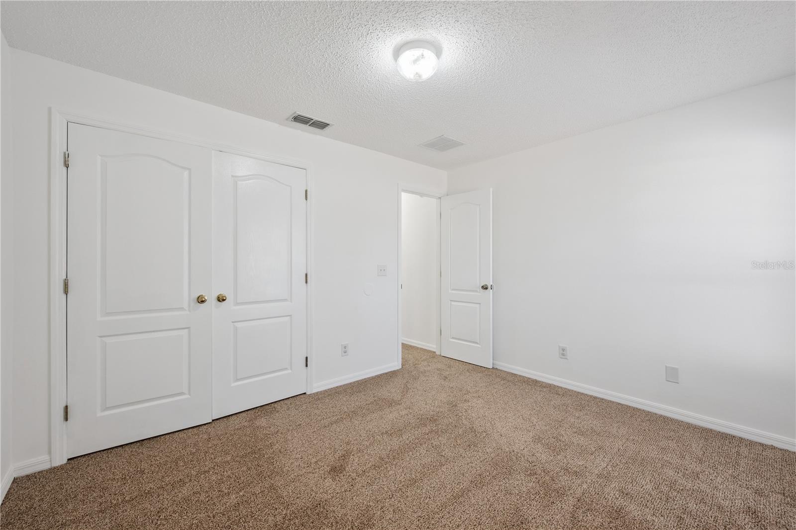 Image 20 of 36 For 1703 Sail Court