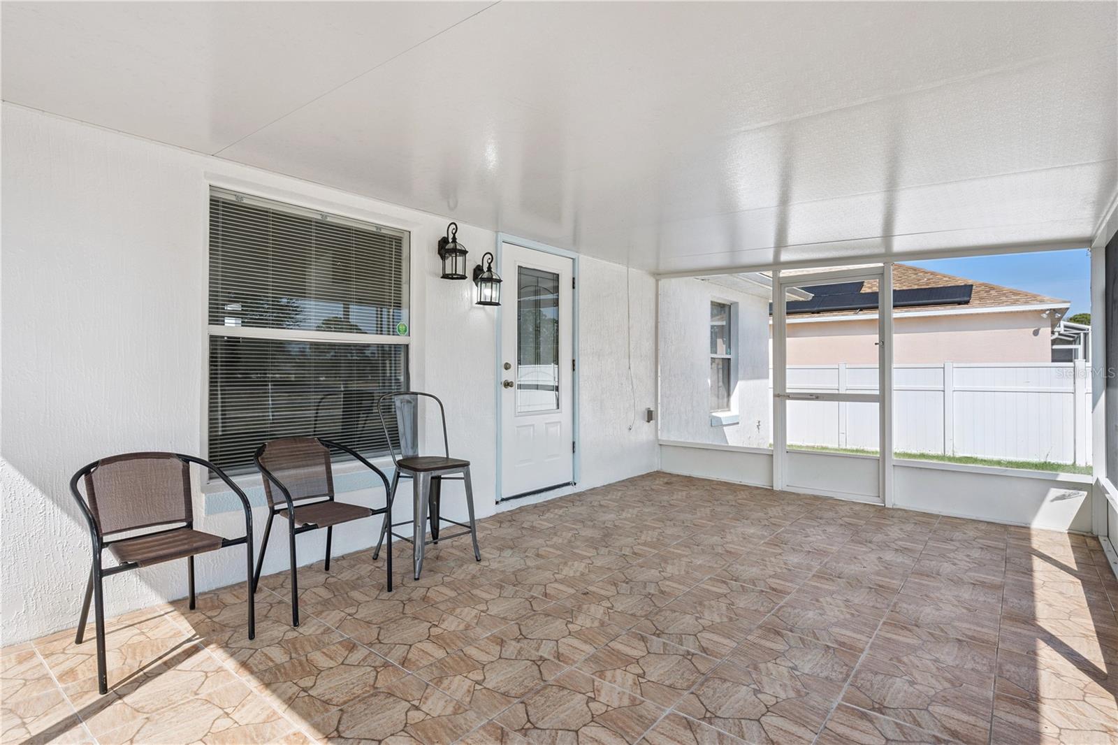 Image 30 of 36 For 1703 Sail Court