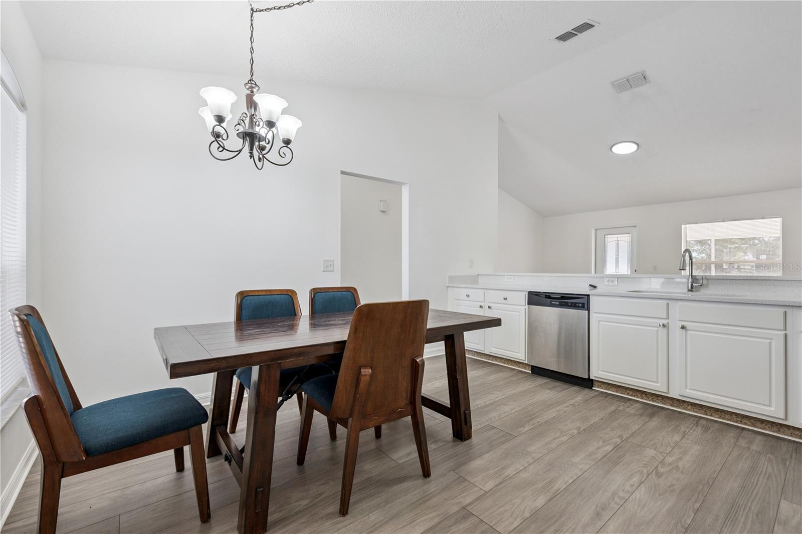 Image 9 of 36 For 1703 Sail Court