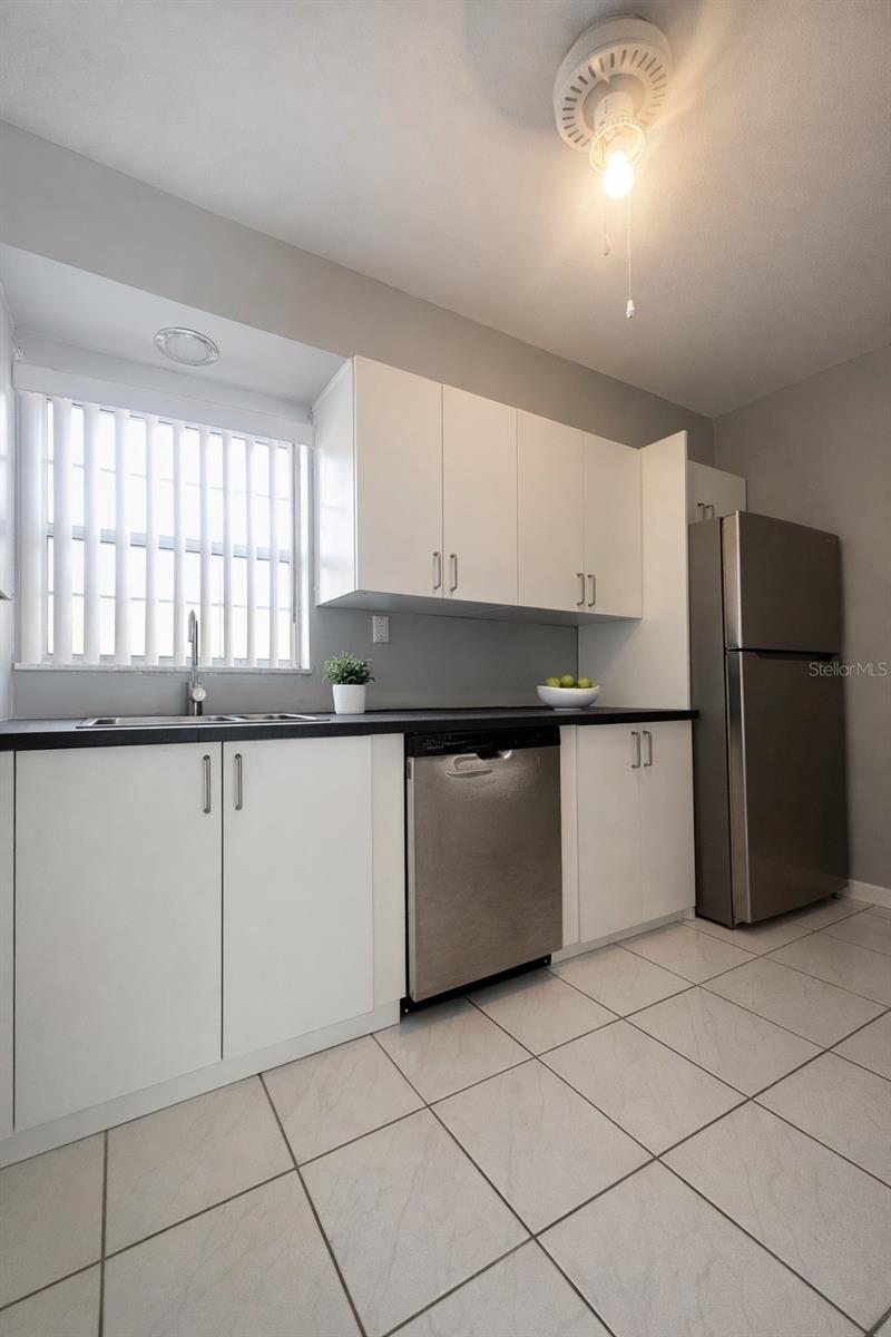 Image 4 of 10 For 3028 George Mason Avenue J7