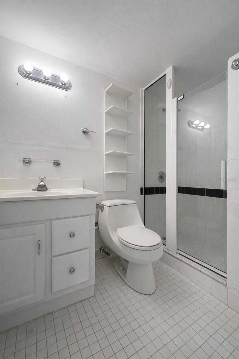 Image 7 of 10 For 3028 George Mason Avenue J7