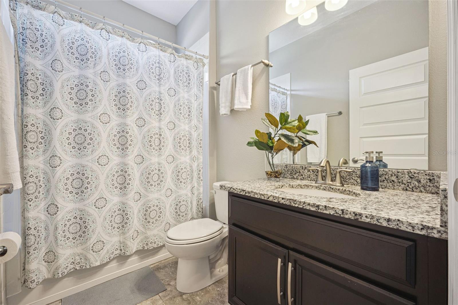 Image 19 of 73 For 16167 Hampton Crossing Drive