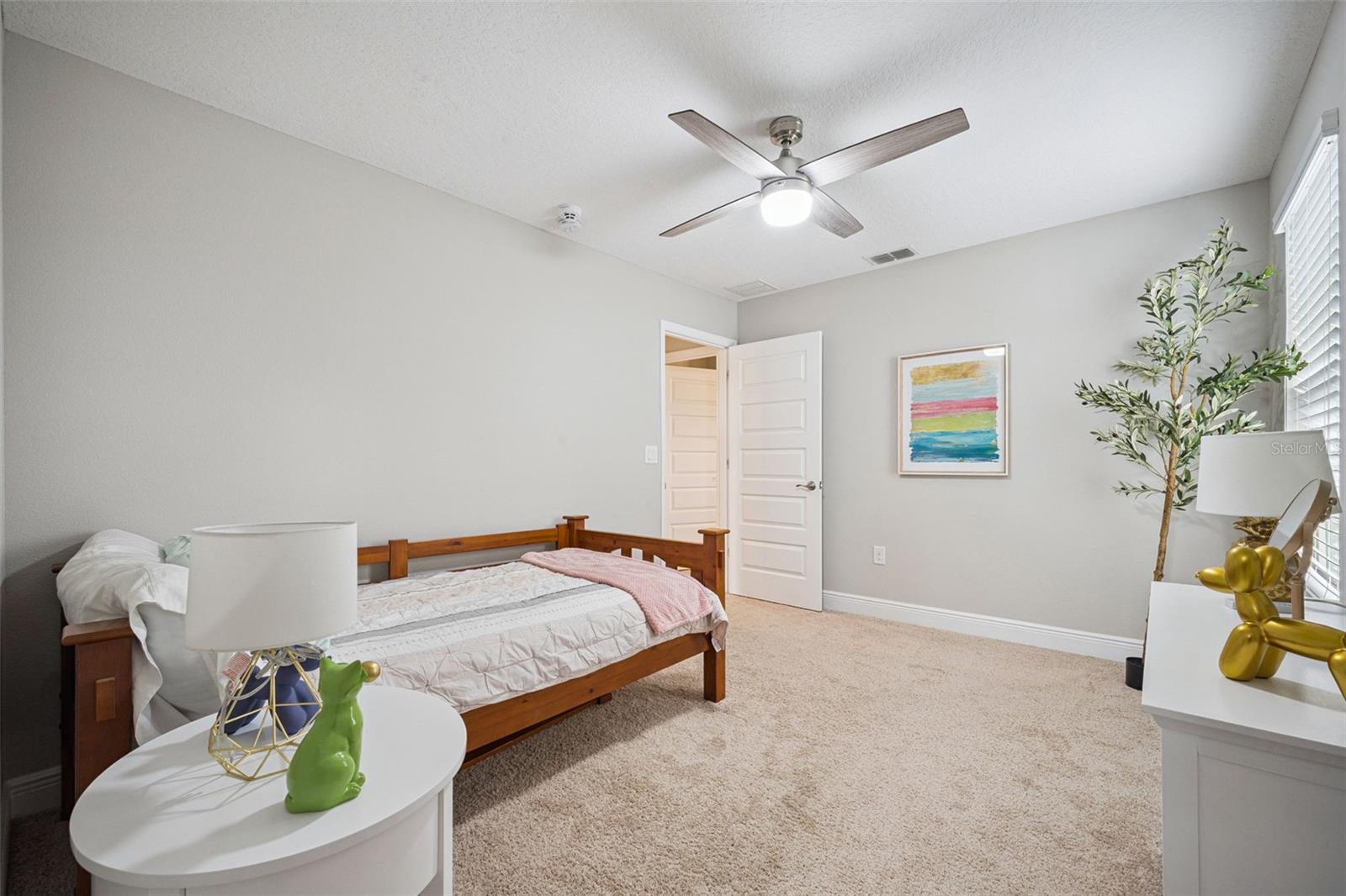 Image 35 of 73 For 16167 Hampton Crossing Drive