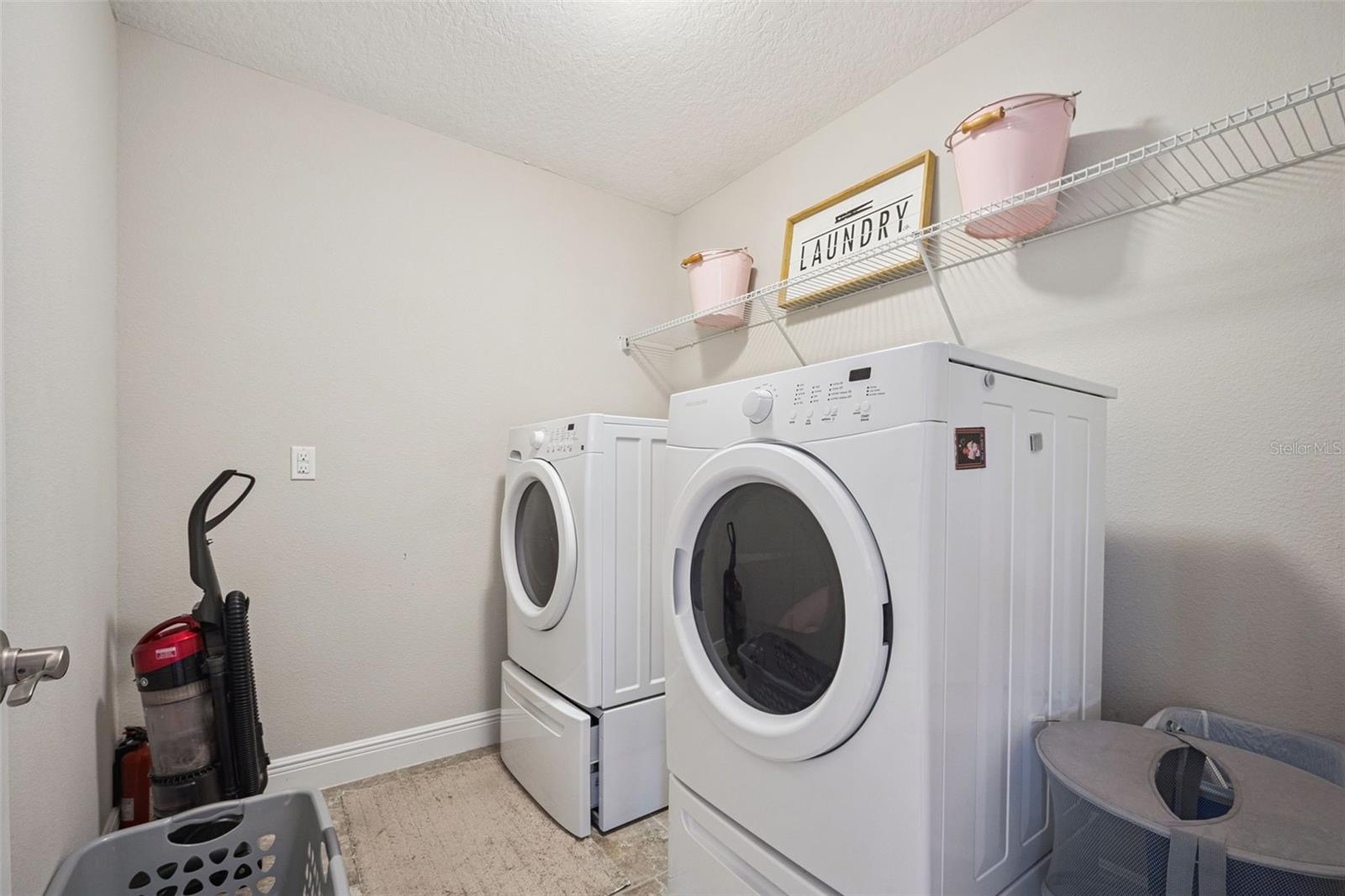 Image 40 of 73 For 16167 Hampton Crossing Drive