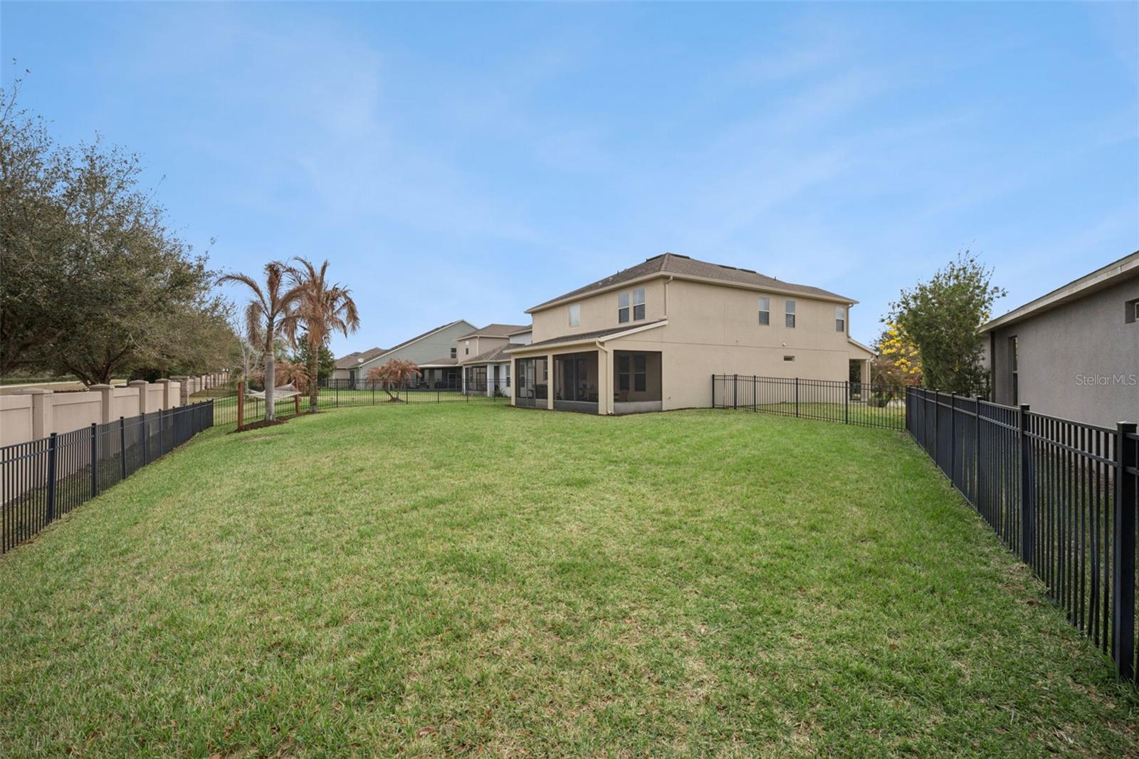 Image 46 of 73 For 16167 Hampton Crossing Drive