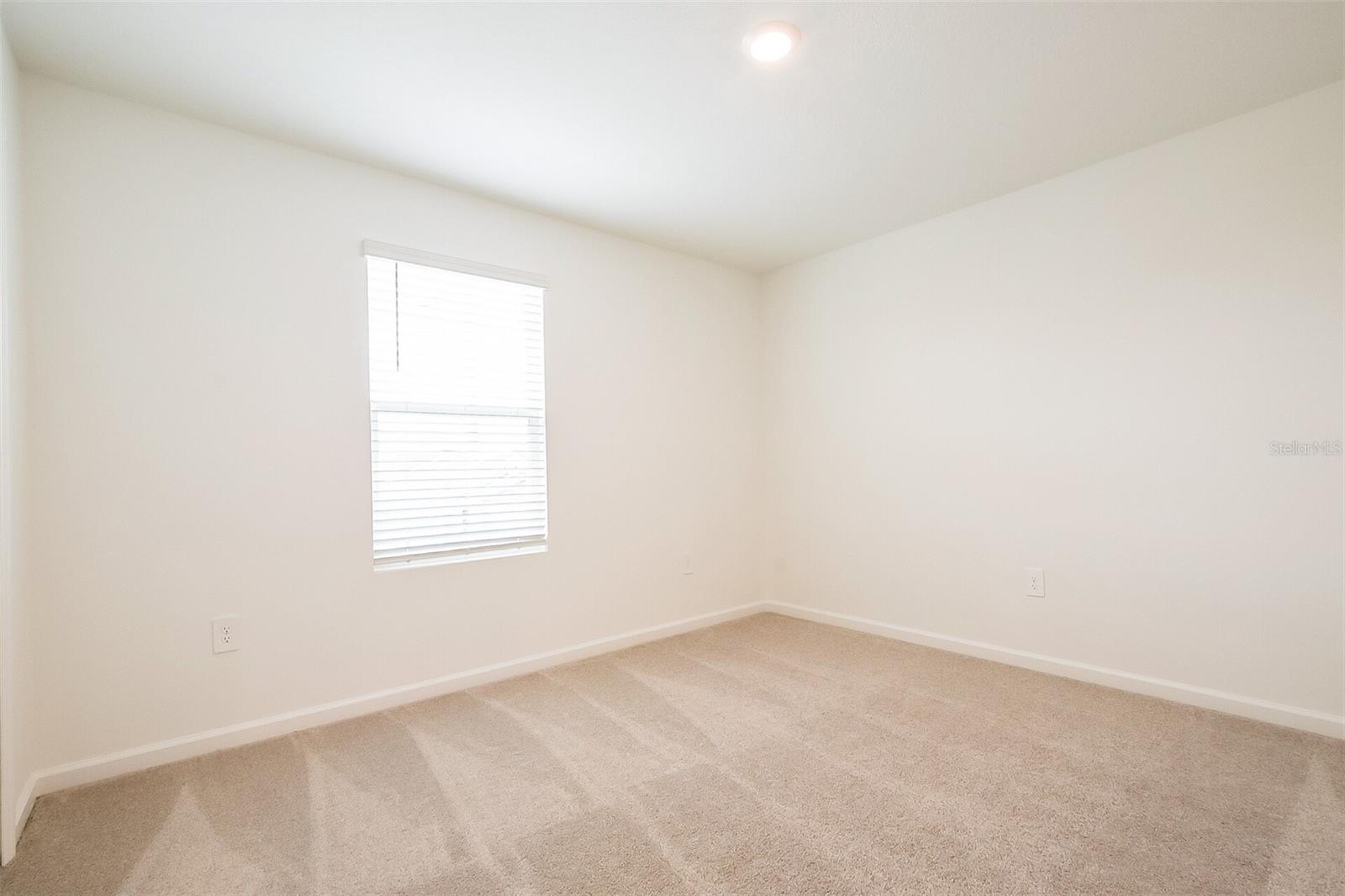 Listing photo id 9 for 3624 Rolling Ridge Bend