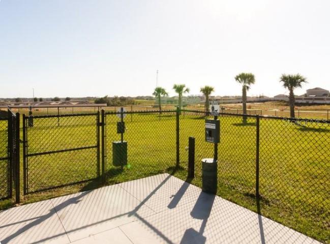 Listing photo id 16 for 3624 Rolling Ridge Bend