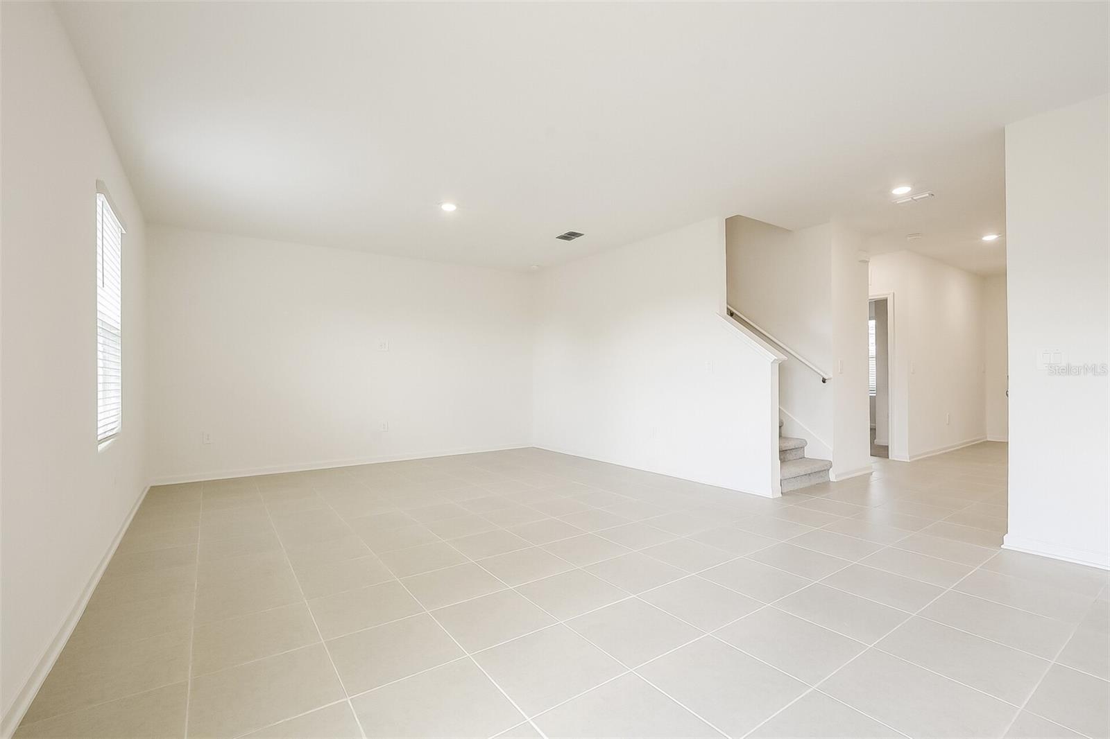 Listing photo id 1 for 3624 Rolling Ridge Bend