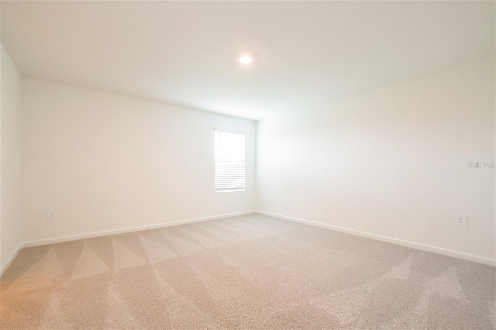 Listing photo id 4 for 3624 Rolling Ridge Bend