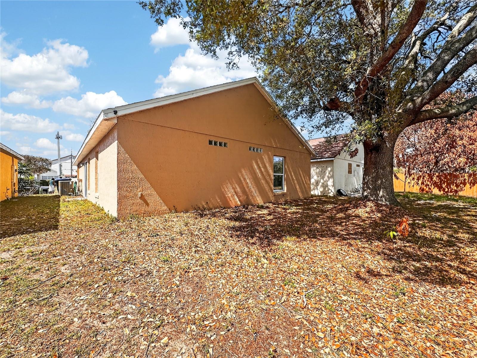 Image 25 of 36 For 5003 Aventura Boulevard