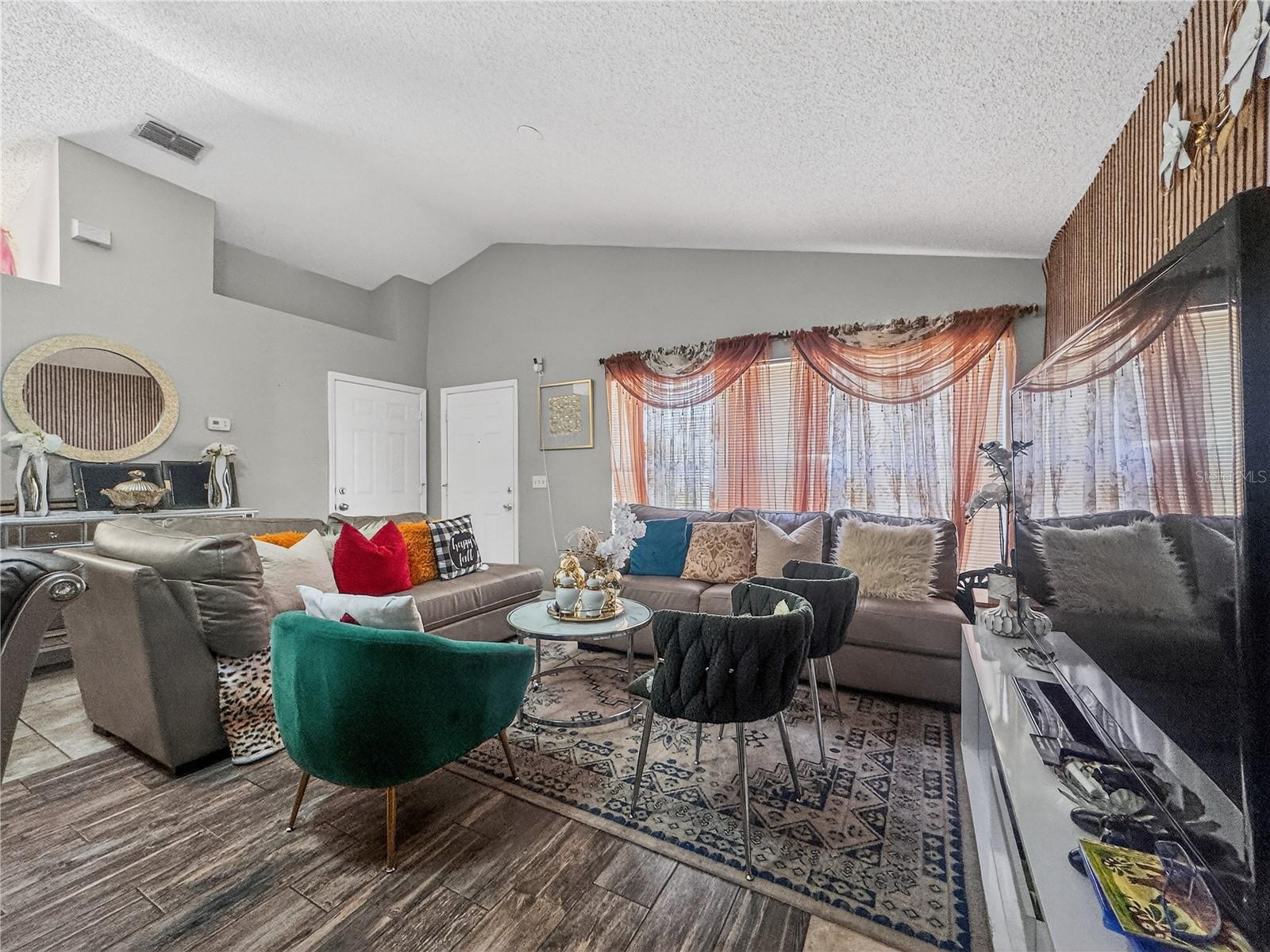 Image 5 of 36 For 5003 Aventura Boulevard