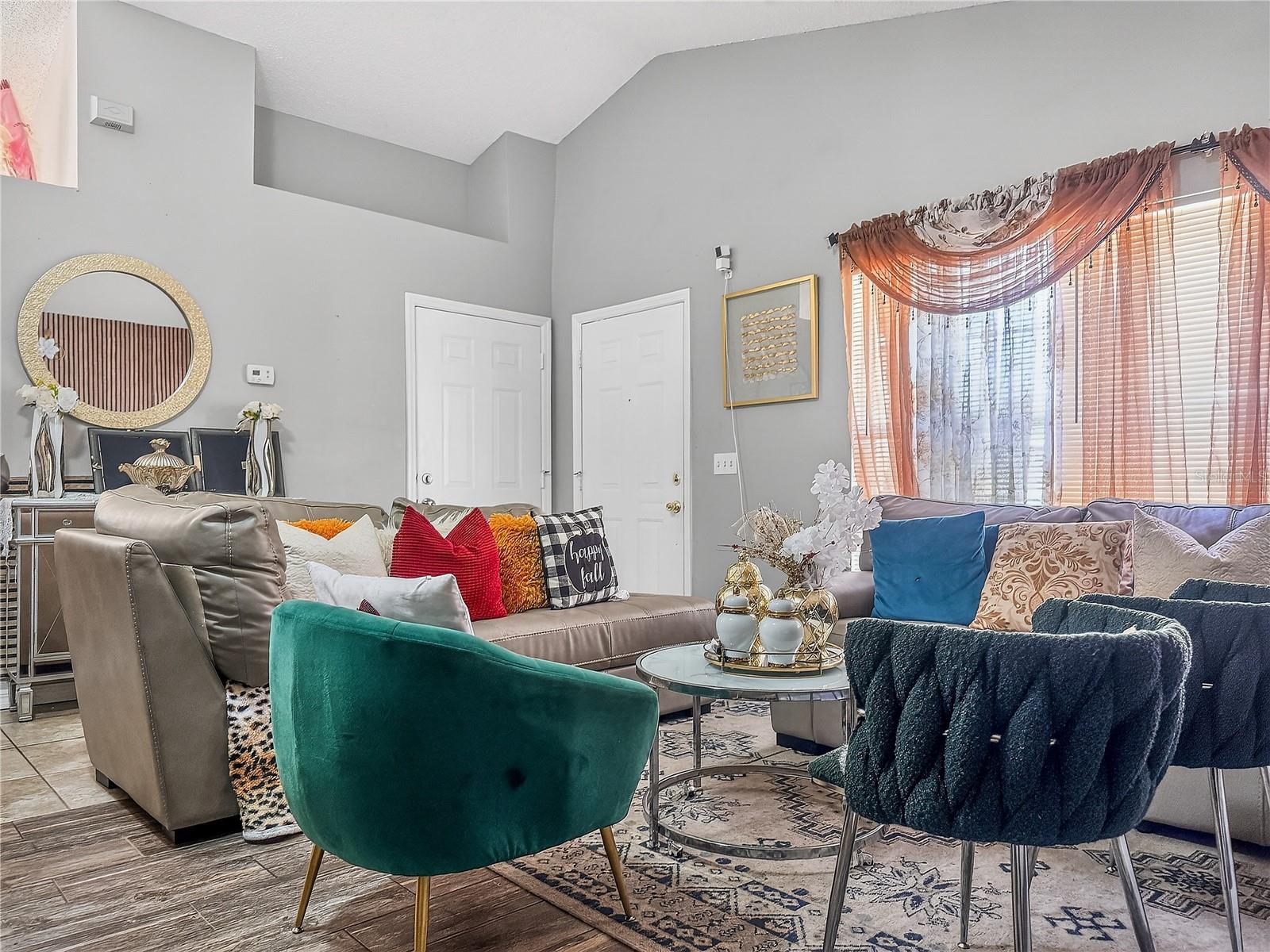 Image 6 of 36 For 5003 Aventura Boulevard