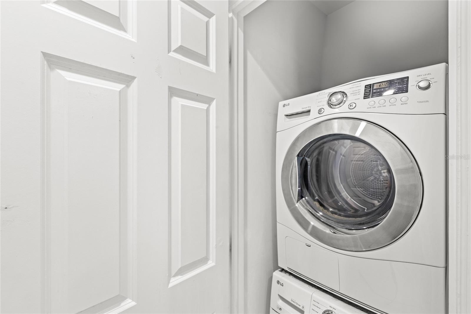 Image 11 of 51 For 7650 Whisper Way 104