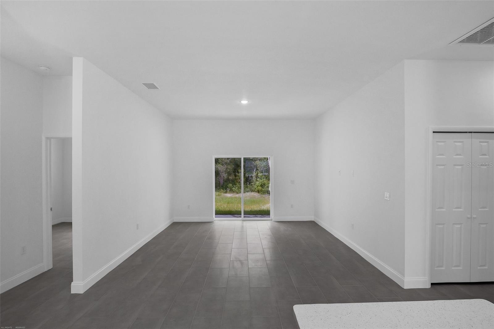 Image 12 of 30 For 20563 Rainbow Lakes Boulevard