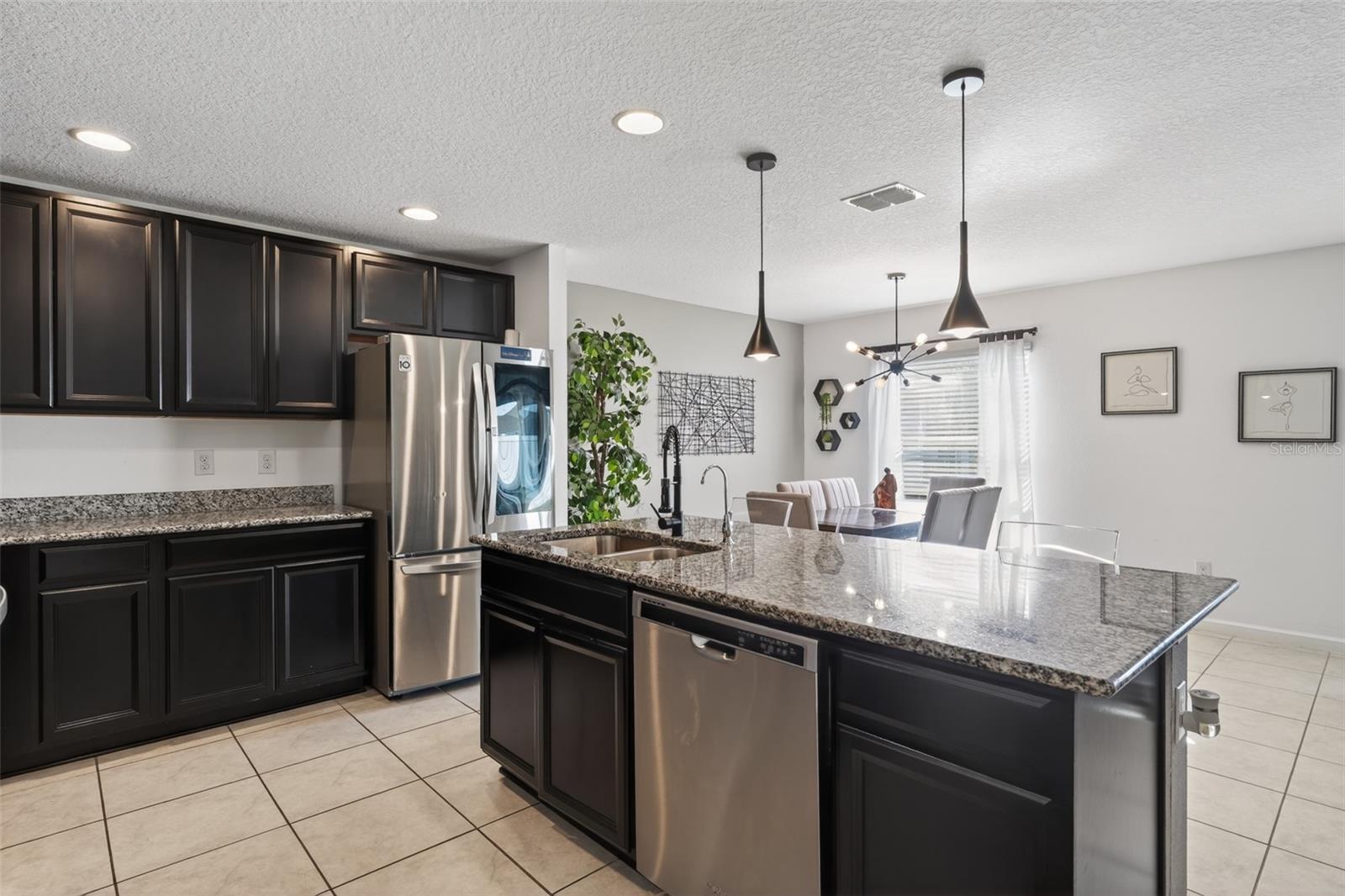 Image 12 of 30 For 551 Taft Drive