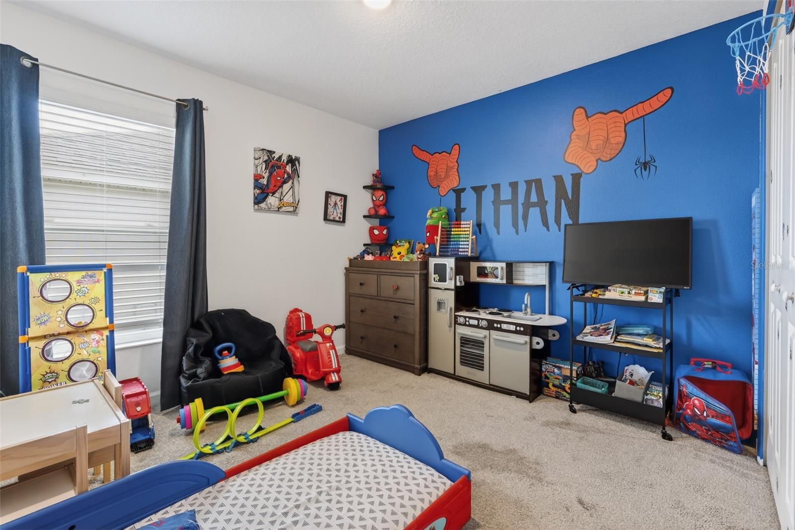 Image 23 of 30 For 551 Taft Drive