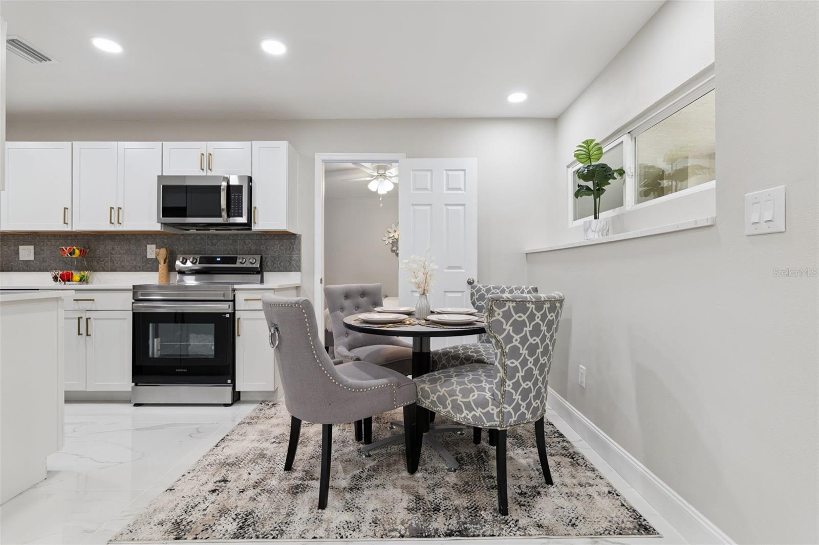 Image 12 of 60 For 1375 Lake Drive