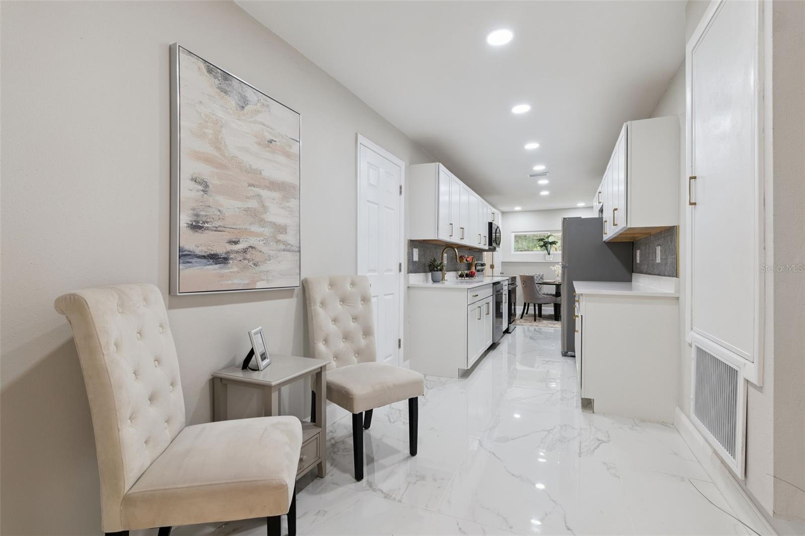 Image 20 of 60 For 1375 Lake Drive