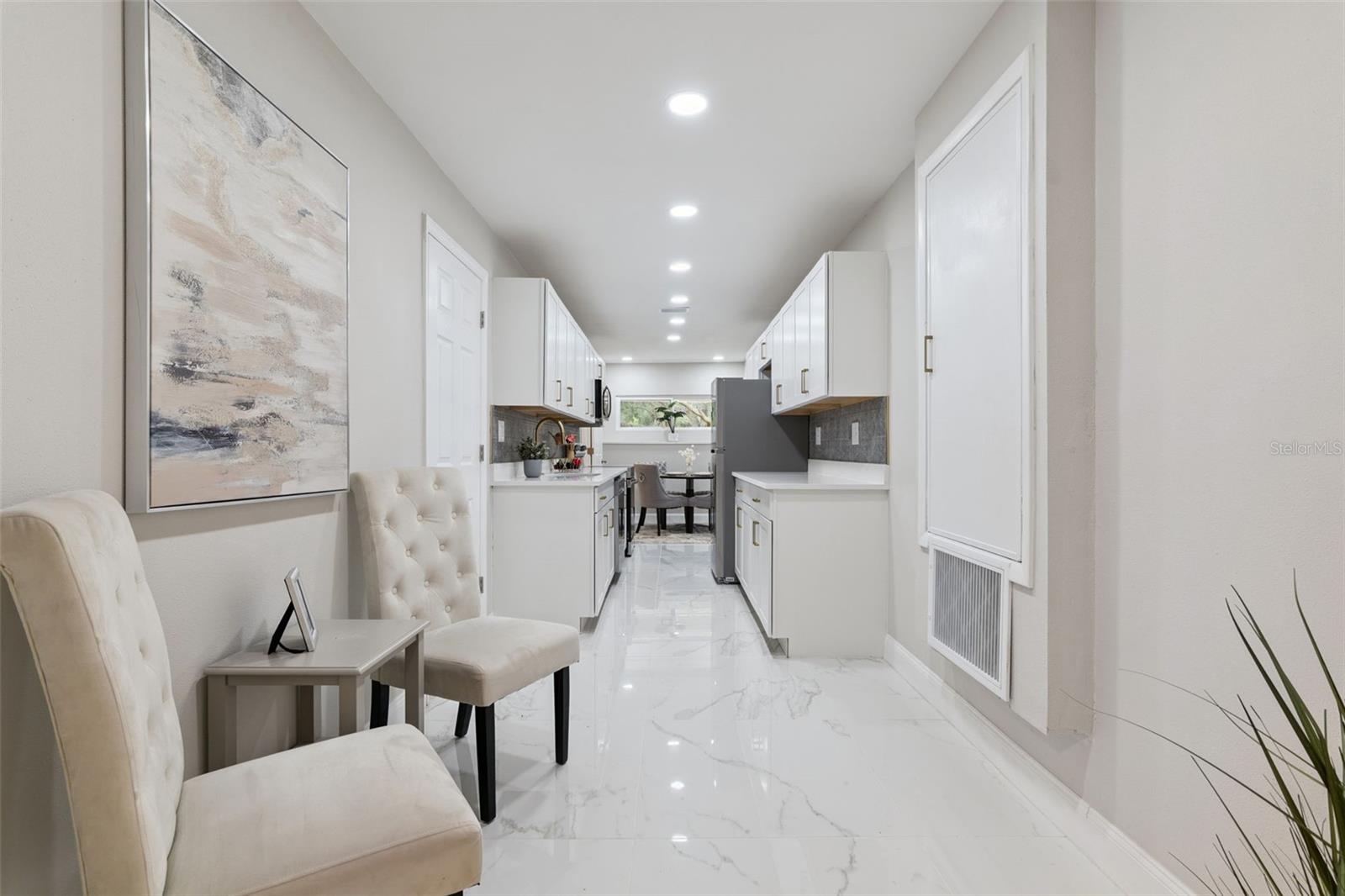 Image 21 of 60 For 1375 Lake Drive