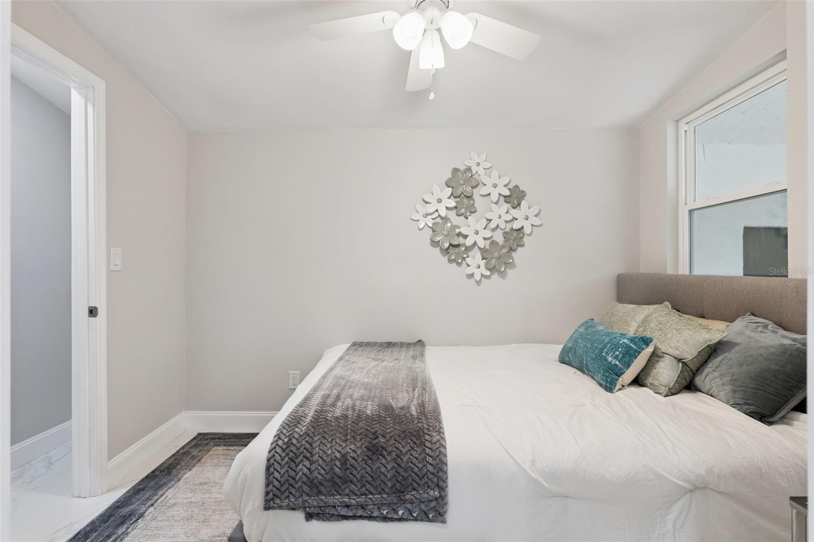 Image 41 of 60 For 1375 Lake Drive