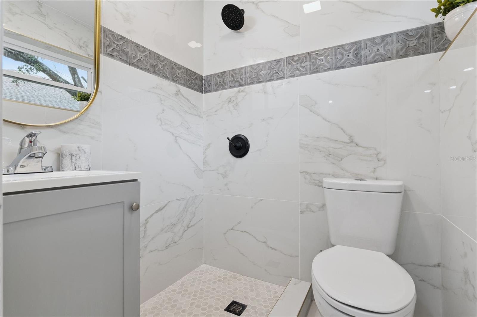 Image 42 of 60 For 1375 Lake Drive