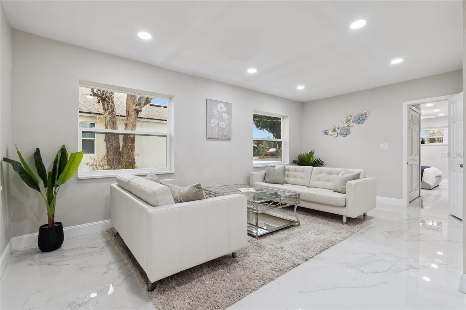 Image 9 of 60 For 1375 Lake Drive