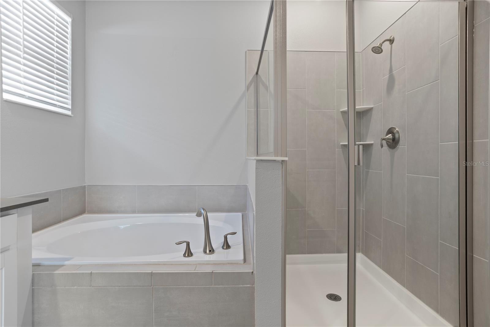 Image 14 of 30 For 3050 Camden Way