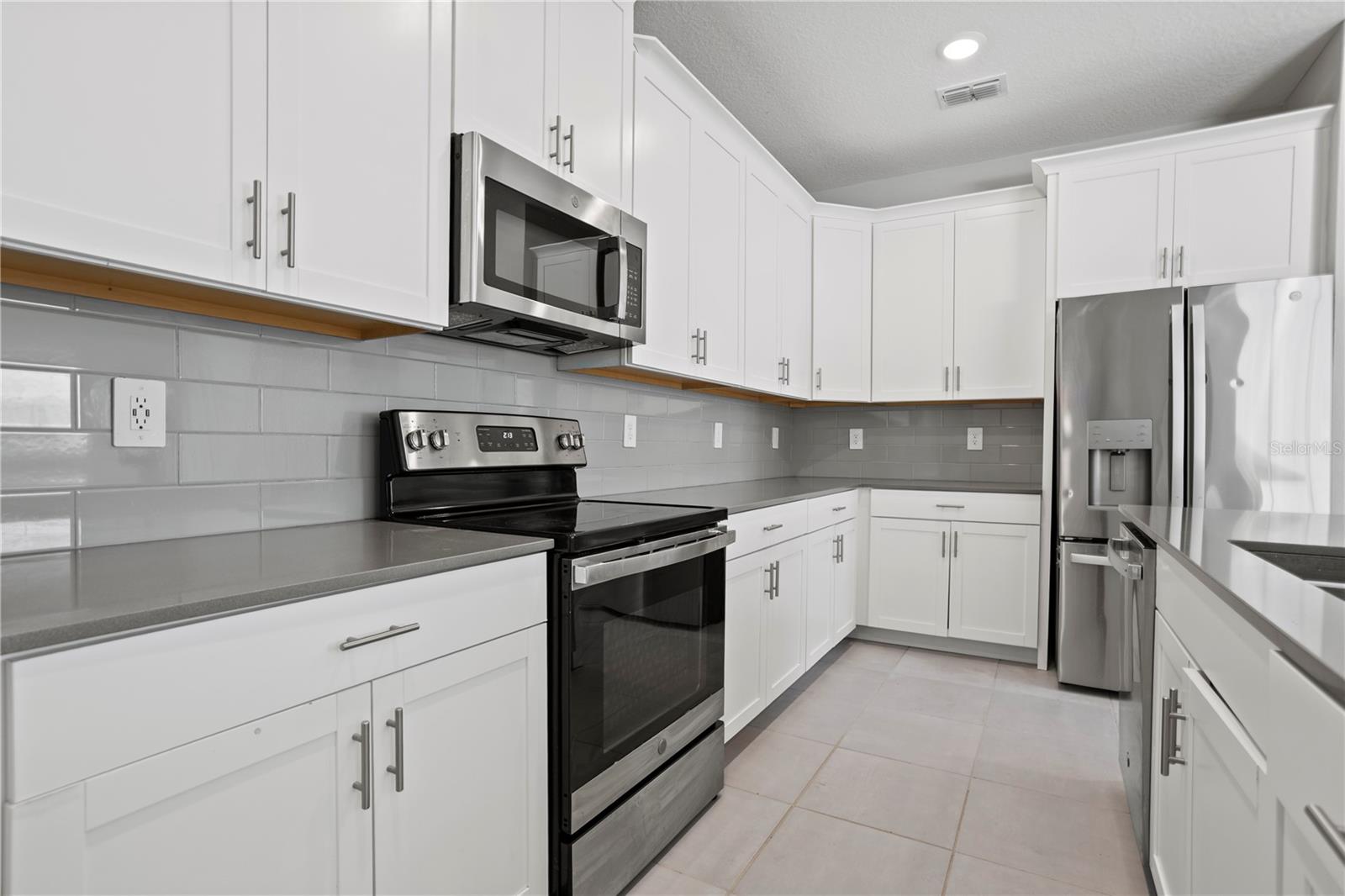 Image 9 of 30 For 3050 Camden Way