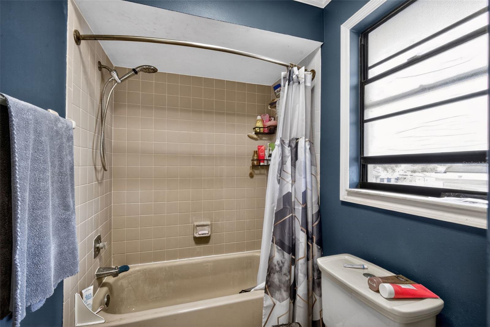 Image 20 of 31 For 10301 Chadbourne Drive