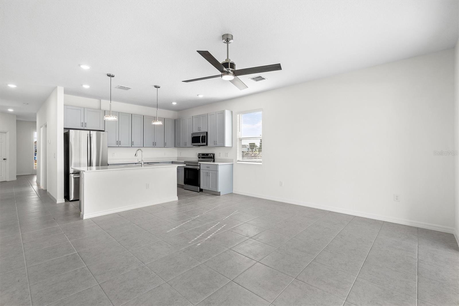 Image 25 of 45 For 3036 Suraj Circle