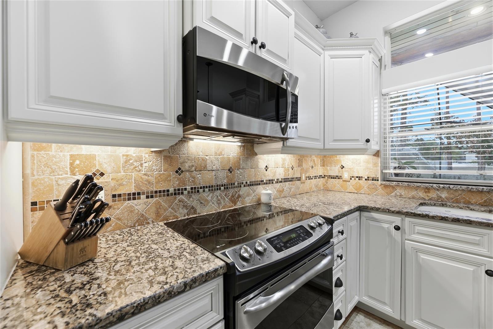 Image 10 of 53 For 4762 Longbow Drive