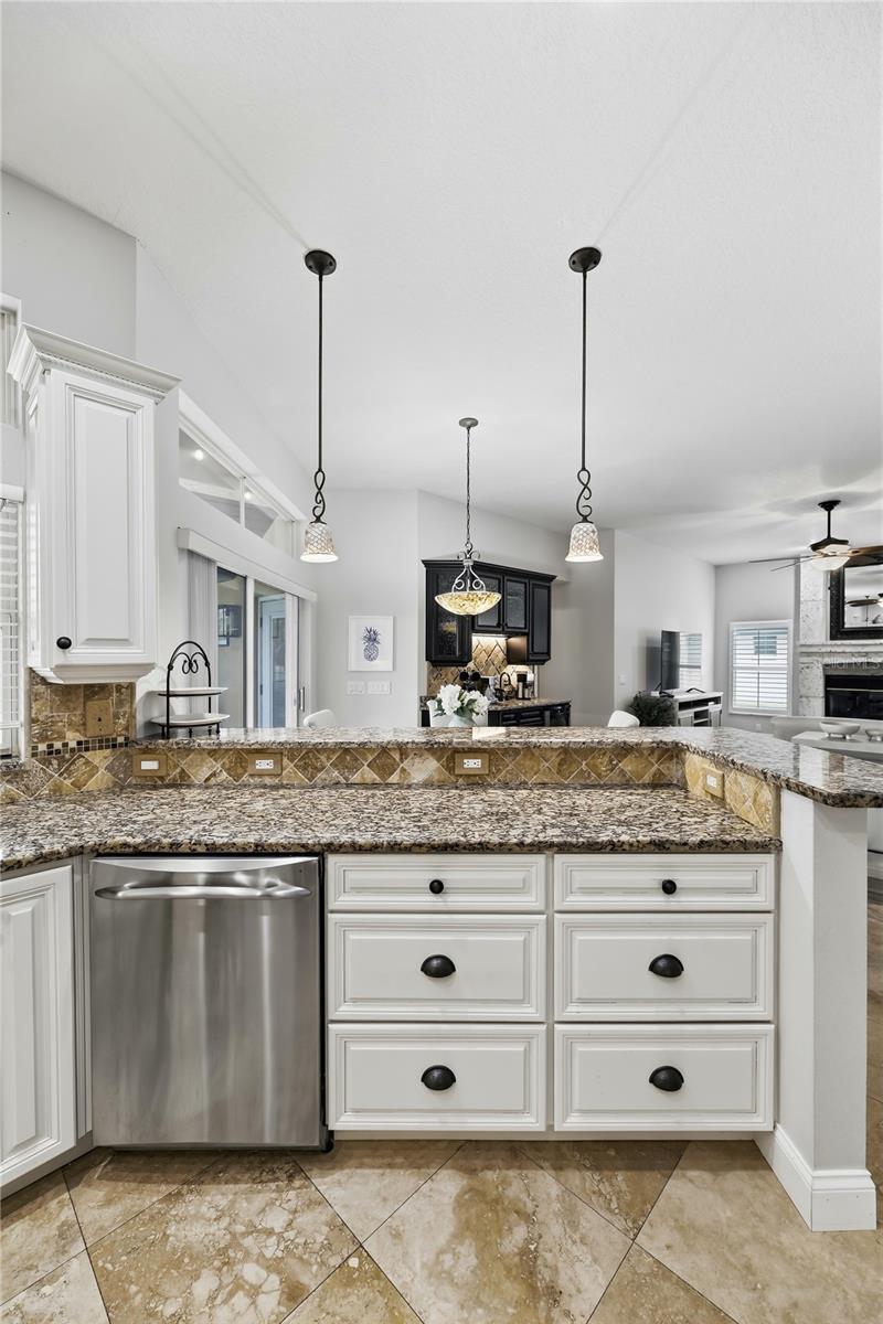 Image 13 of 53 For 4762 Longbow Drive