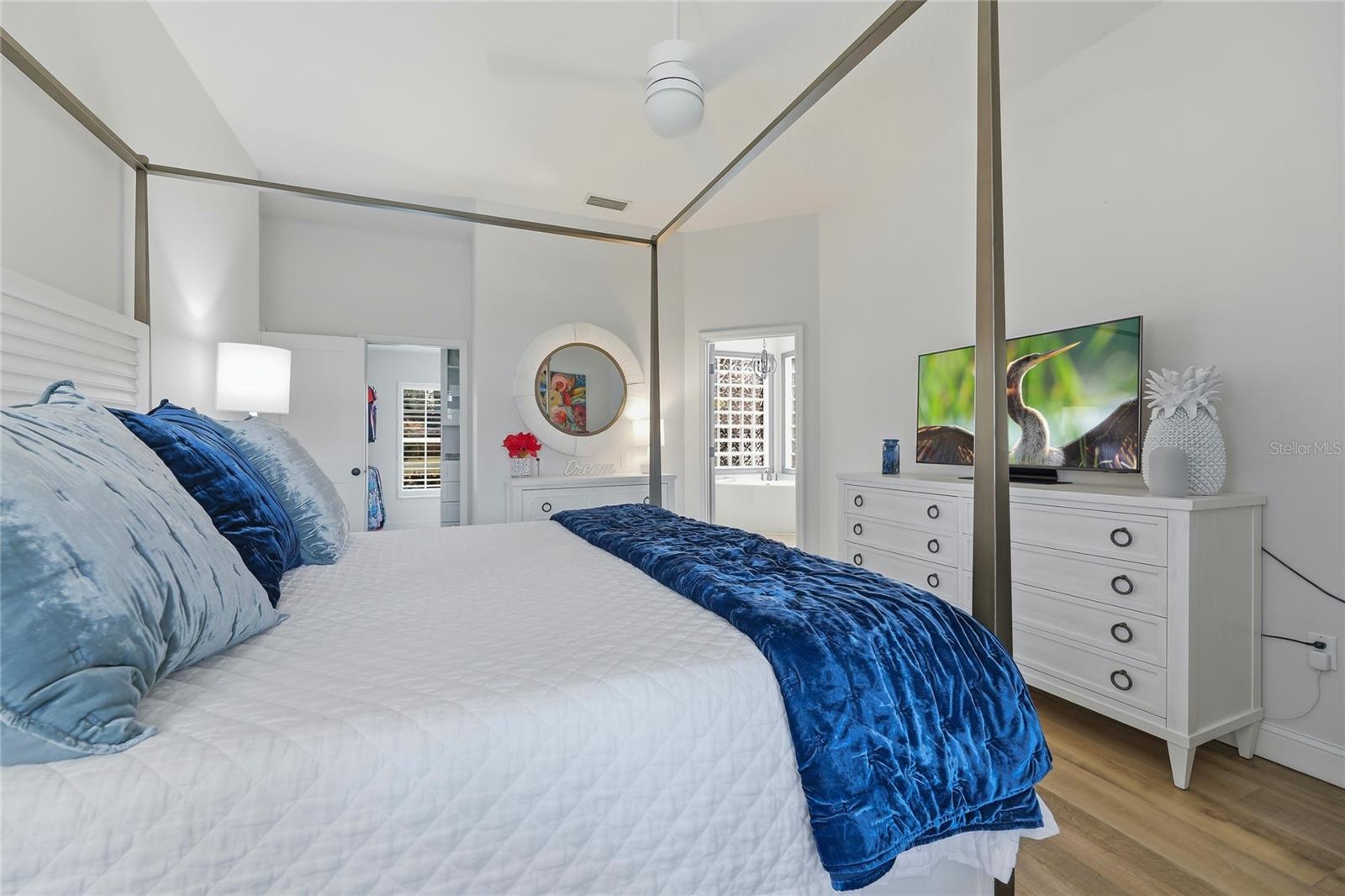 Image 24 of 53 For 4762 Longbow Drive