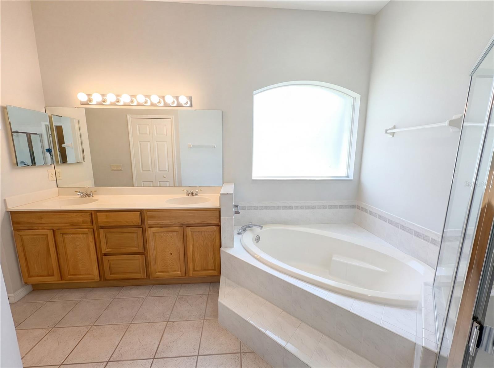 Image 26 of 36 For 1877 Thesy Drive