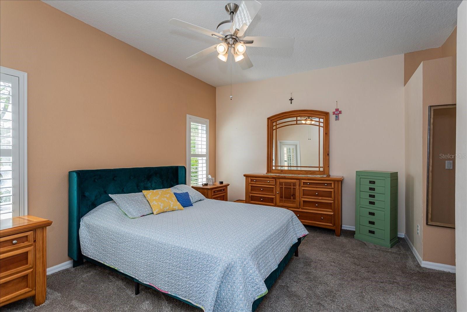 Image 15 of 23 For 960 Mooring Avenue 103