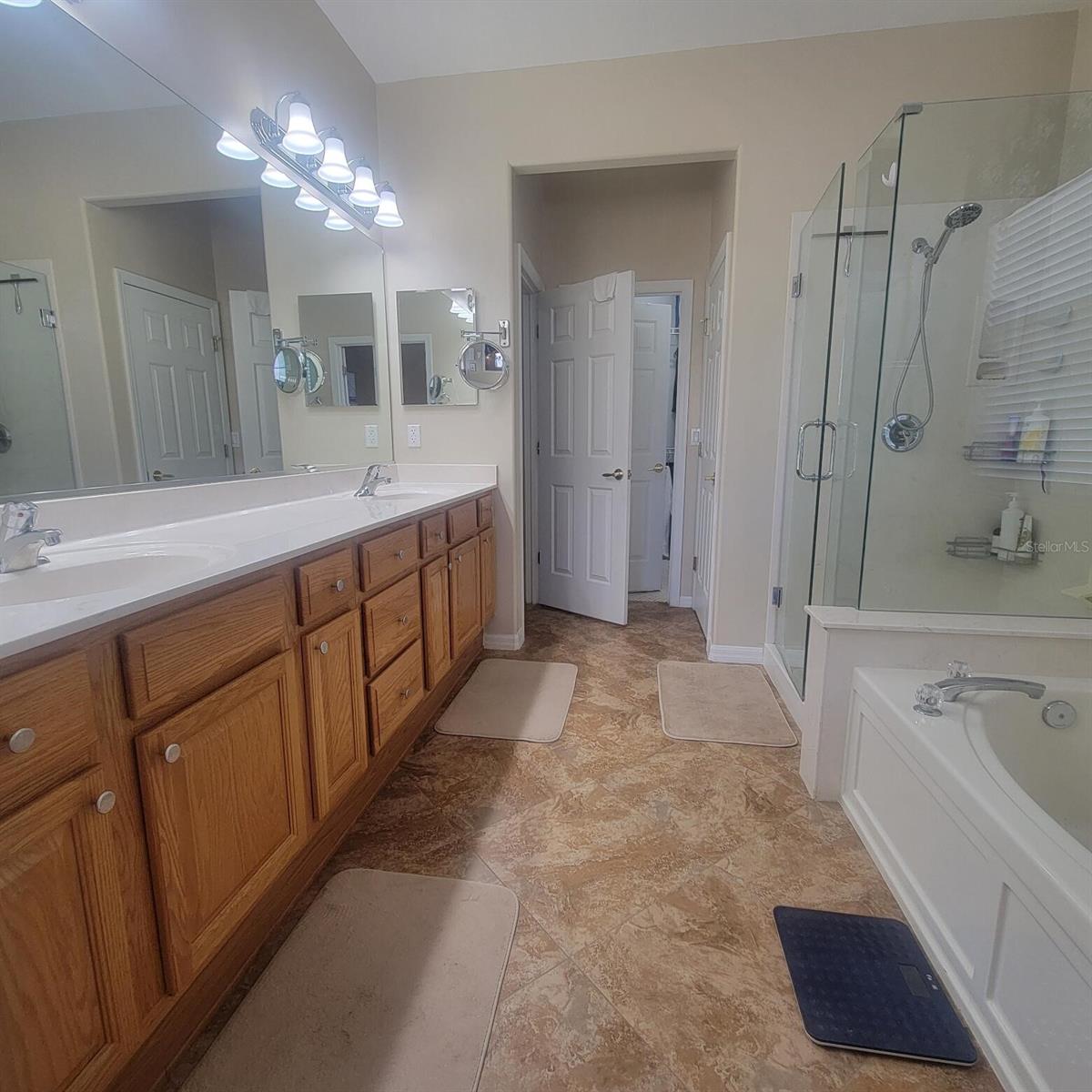 Image 11 of 25 For 9302 120th Loop