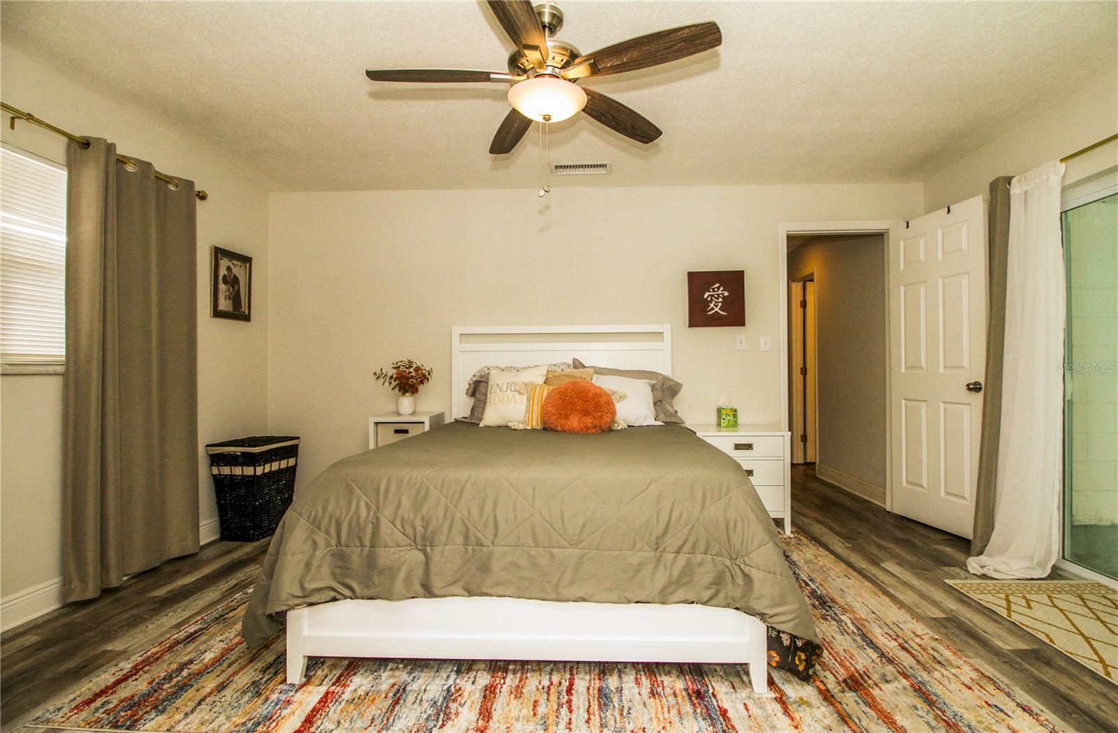 Image 13 of 23 For 1529 Glastonberry Road