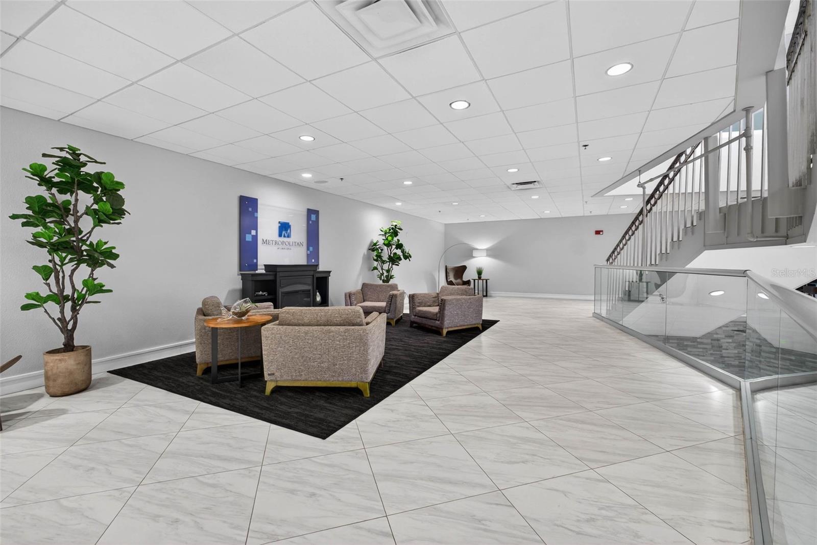 Image 40 of 61 For 151 Washington Street 408