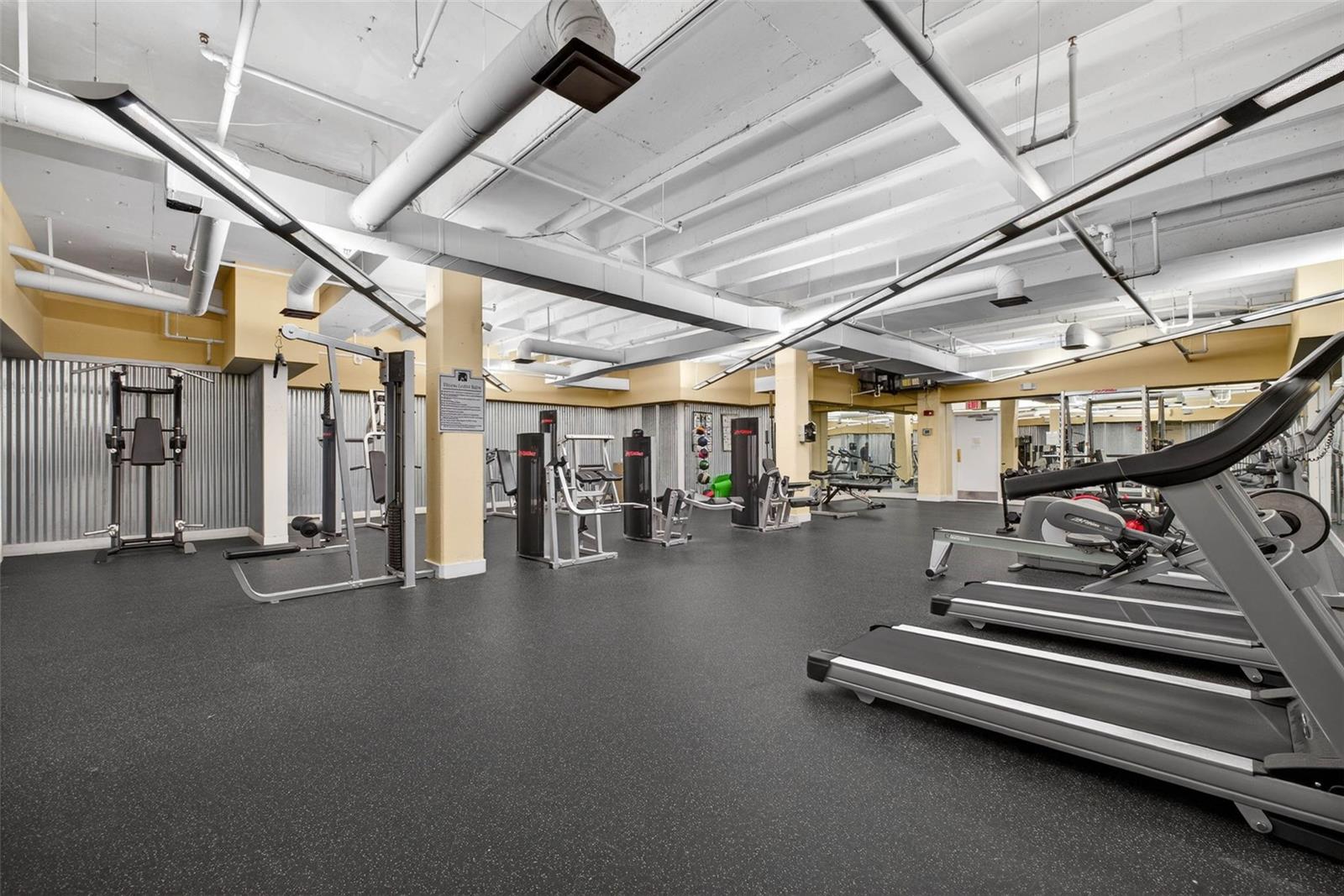 Image 47 of 61 For 151 Washington Street 408