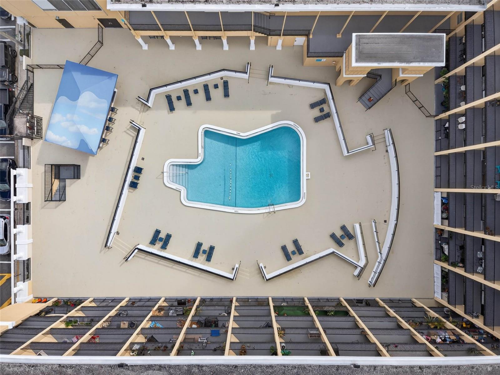 Image 5 of 61 For 151 Washington Street 408