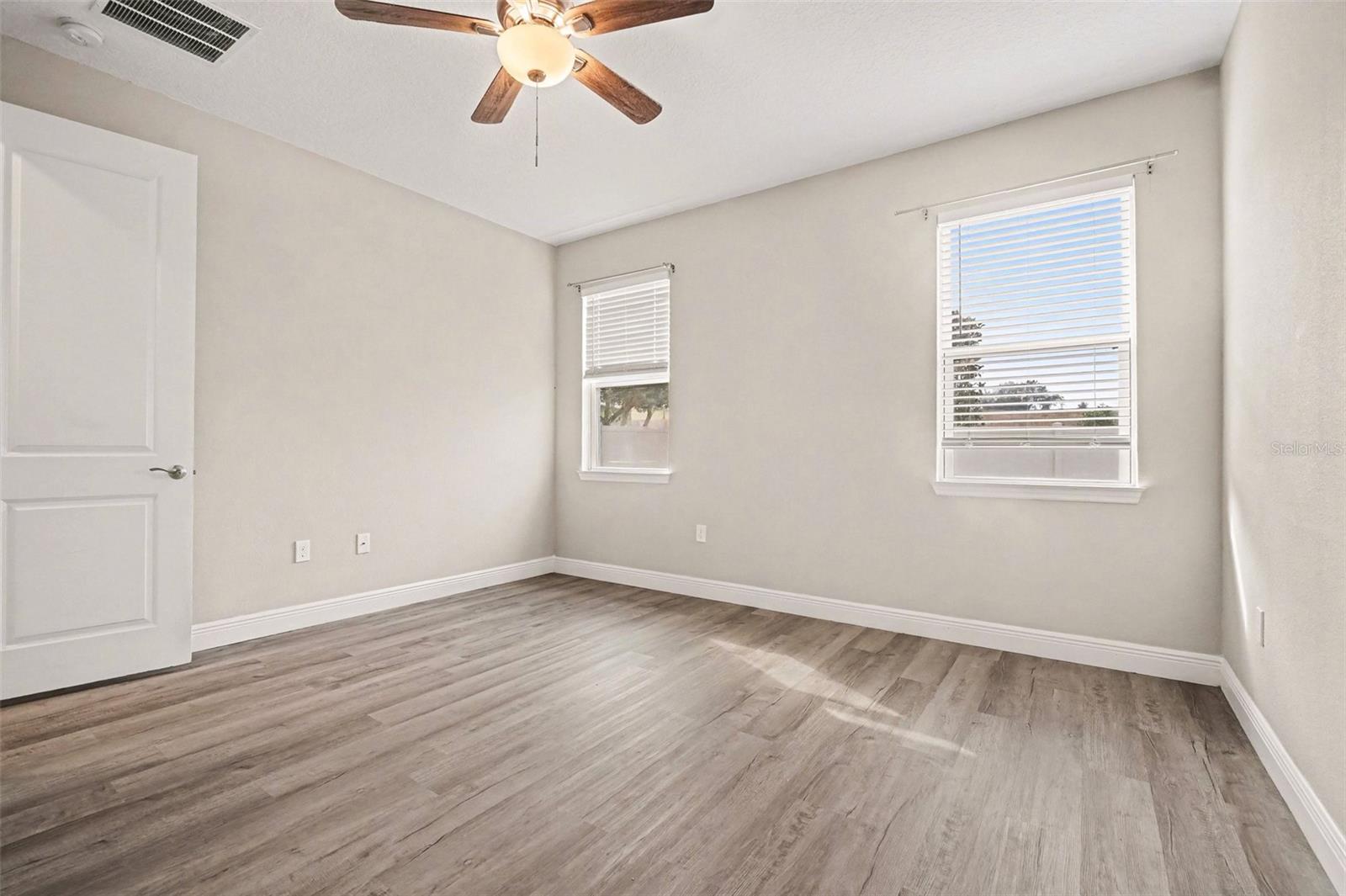 Image 20 of 37 For 602 Napoli Way