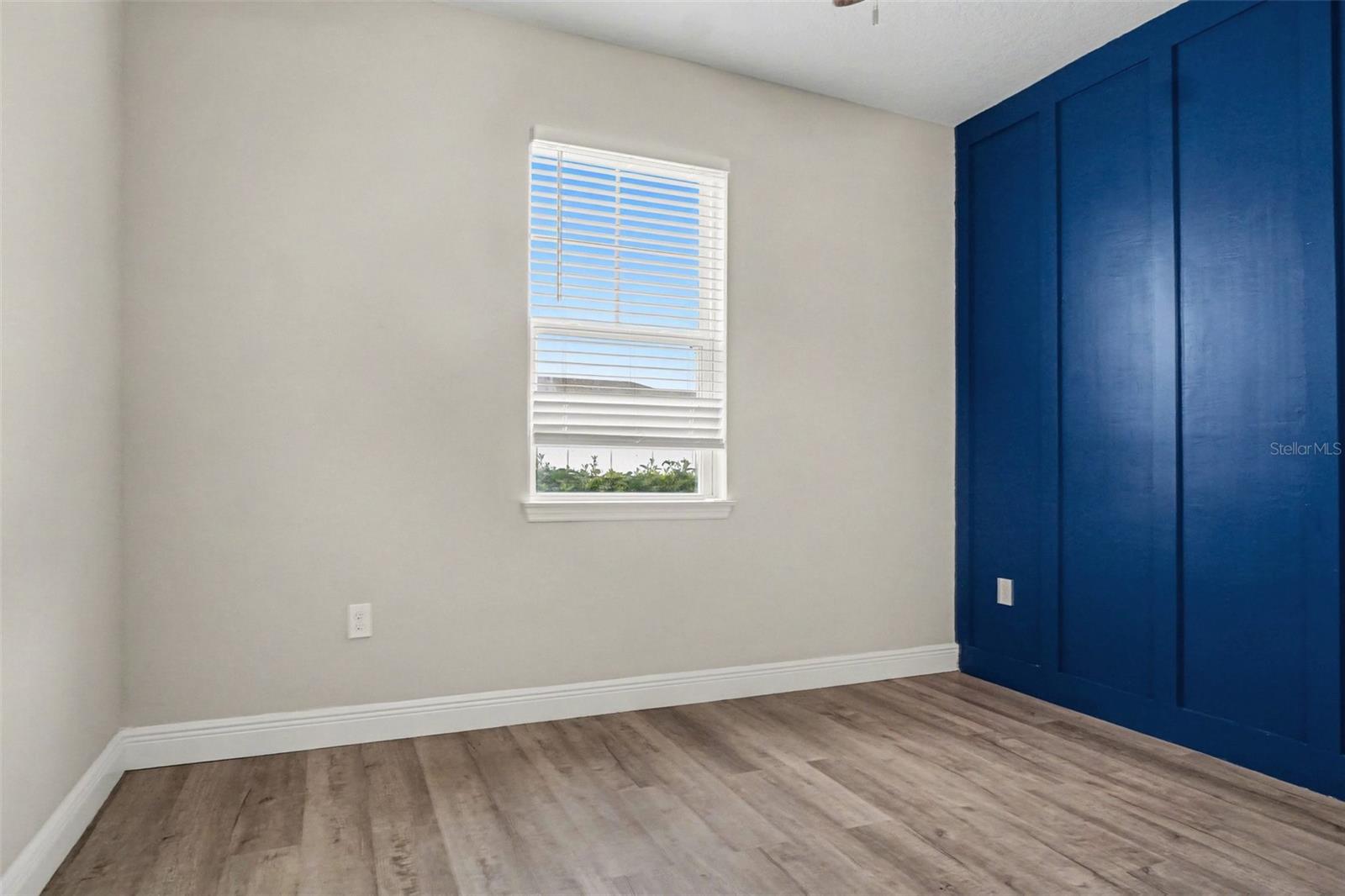 Image 4 of 37 For 602 Napoli Way