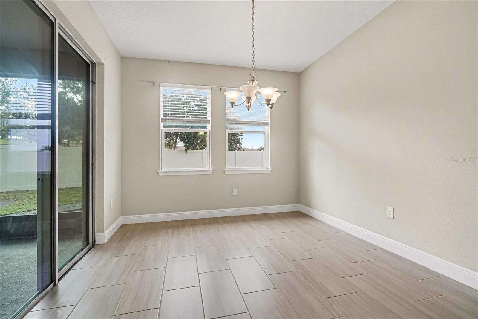 Image 6 of 37 For 602 Napoli Way